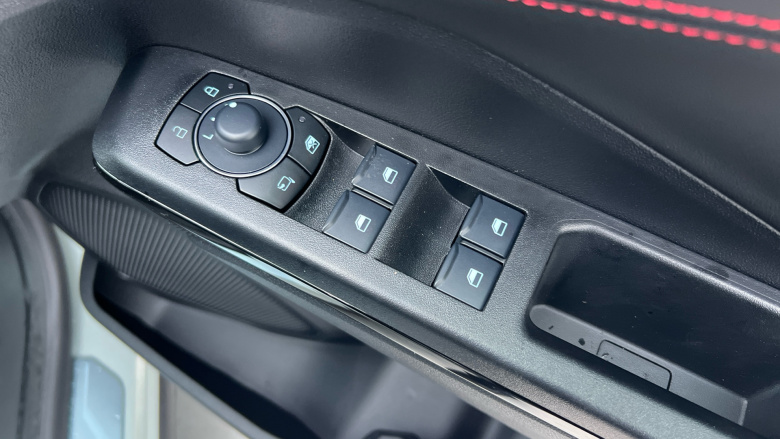 Ford Puma 1.0 EcoBoost Hybrid mHEV ST-Line X 5dr Petrol Hatchback